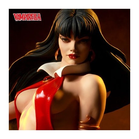 Vampirella (Premium Format™ Figure)